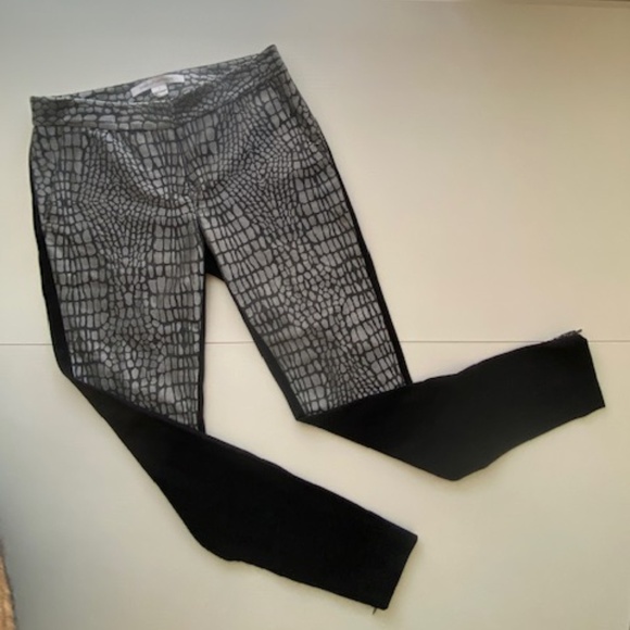 Diane von Furstenberg DVF Alexis Jacquard Alligator Pants Nightfall Size 2 - Picture 4 of 16